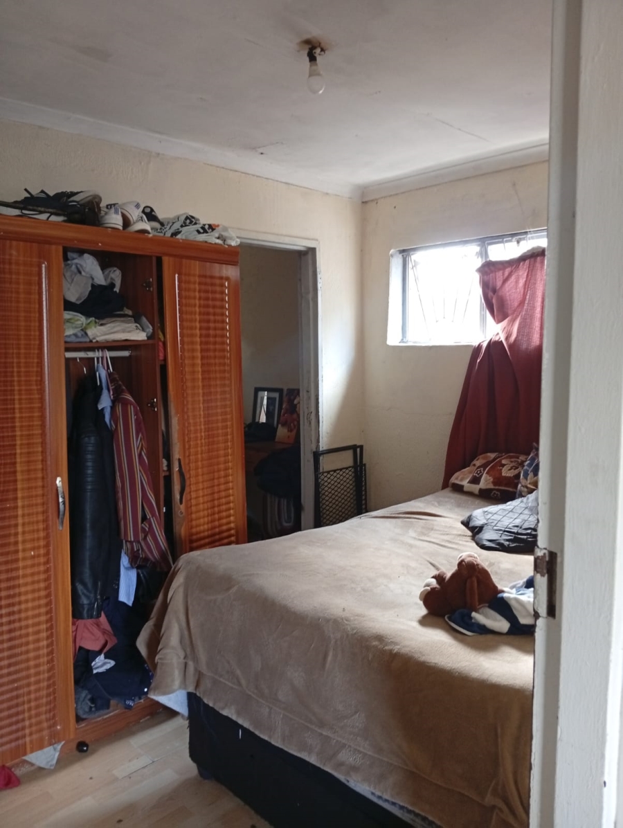 3 Bedroom Property for Sale in Mandela Park Western Cape